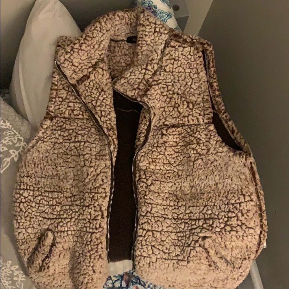 Sherpa vest